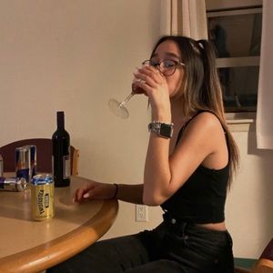 Meet your Posher, Emma